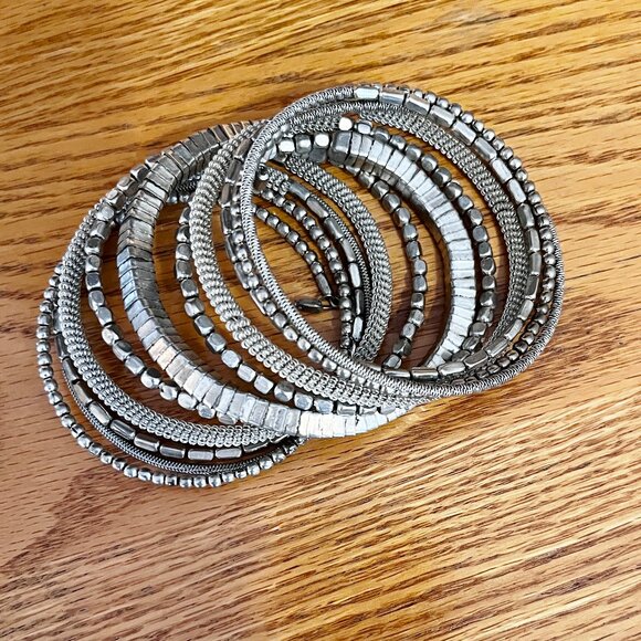 Silver beaded Coiled Bracelet - Picture 2 of 8